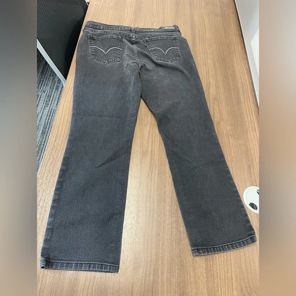Women’s Faded Black Levi’s 505 Straight Leg Black Label size 14 Short